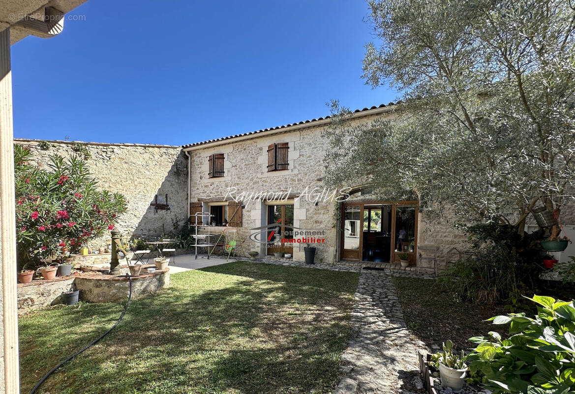 Maison à SAINT-MEARD-DE-GURCON