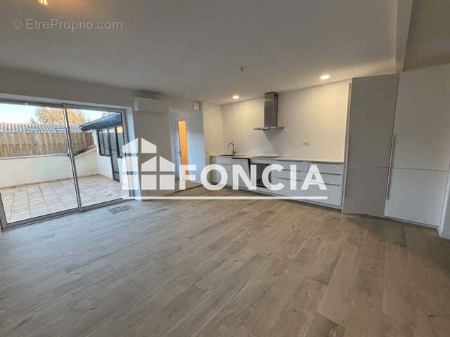 Appartement à HYERES