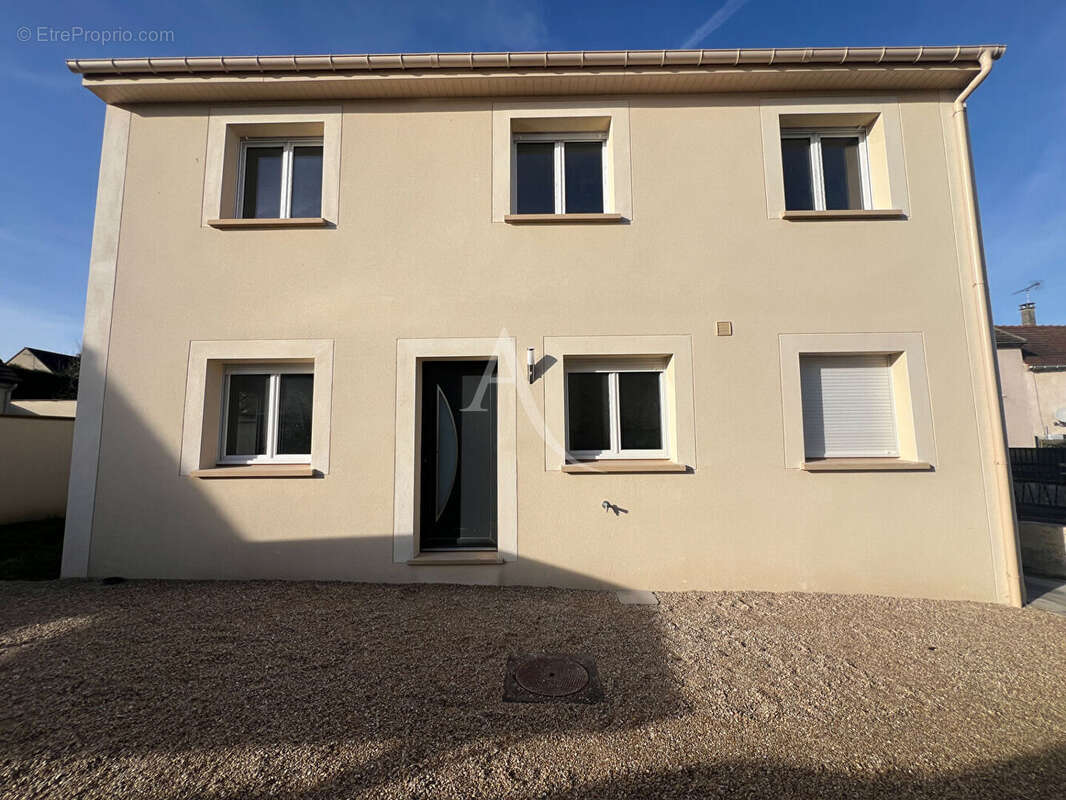 Maison à SAINT-PATHUS