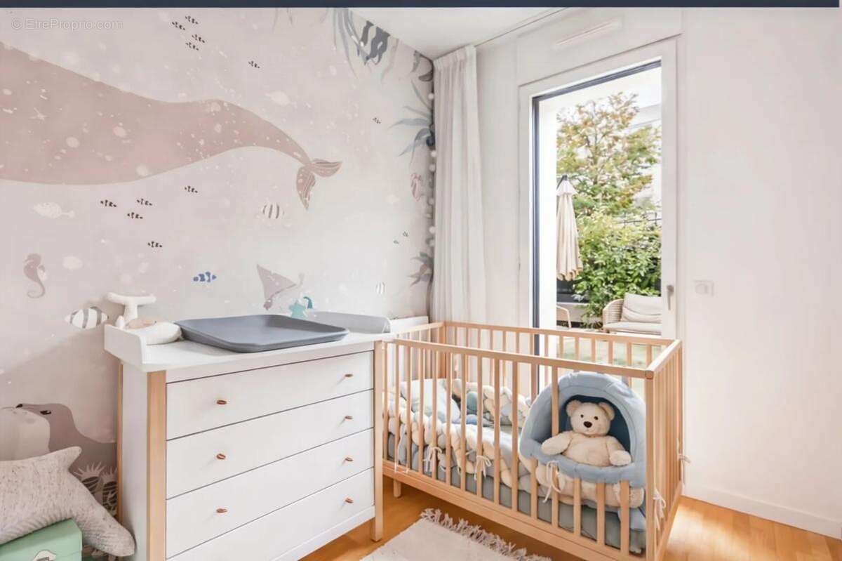 Appartement à LEVALLOIS-PERRET