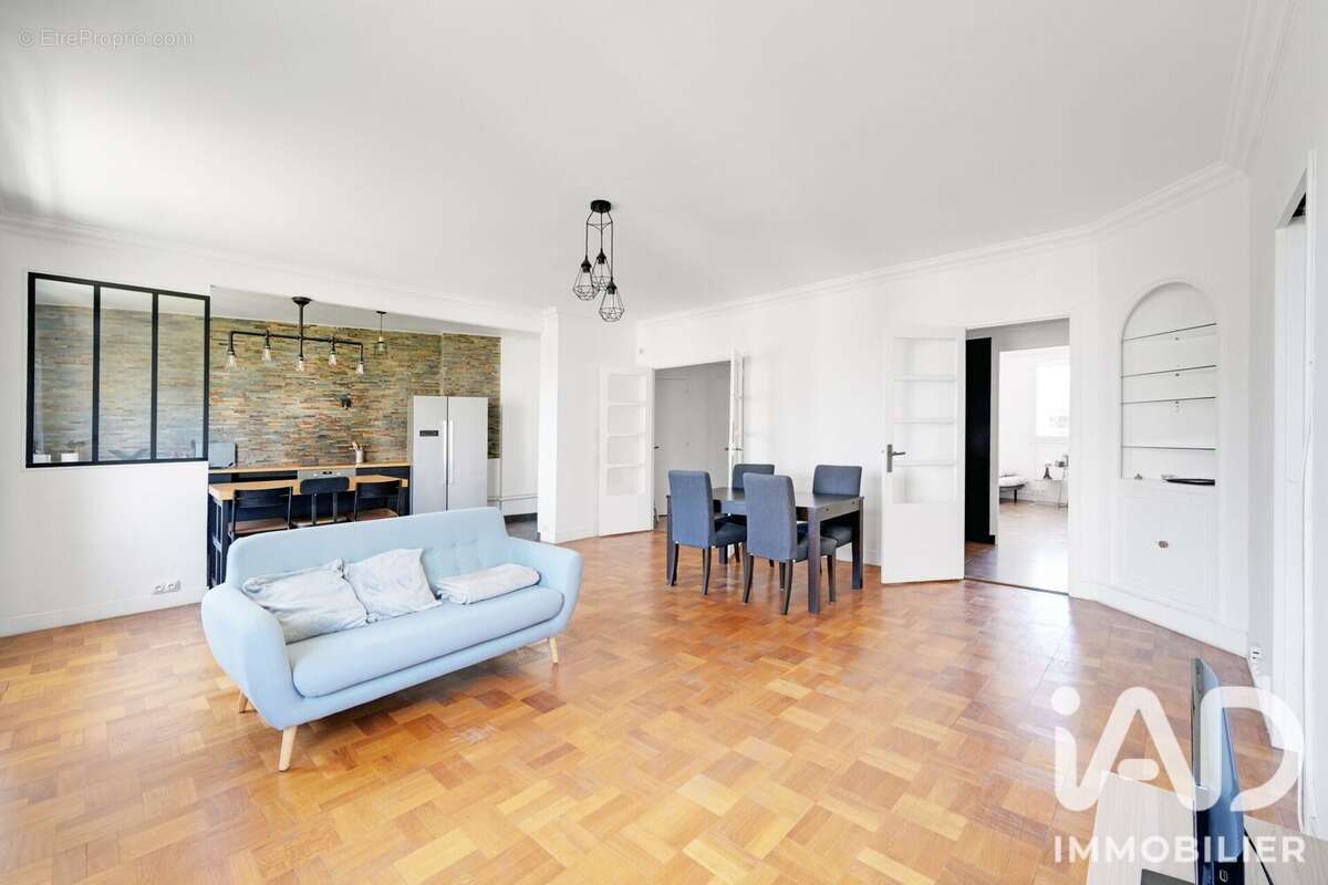 Photo 3 - Appartement à COURBEVOIE