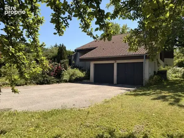 Maison 7 pièces 190 m² à vendre à Bians-Les-Usiers (25520) - photo 2