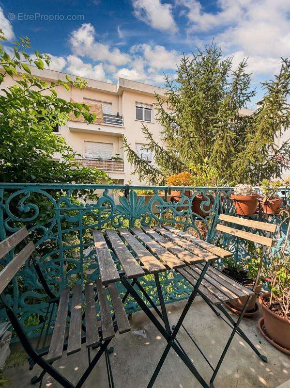 NICE Evêché 2P 37m² balcon - photo 2