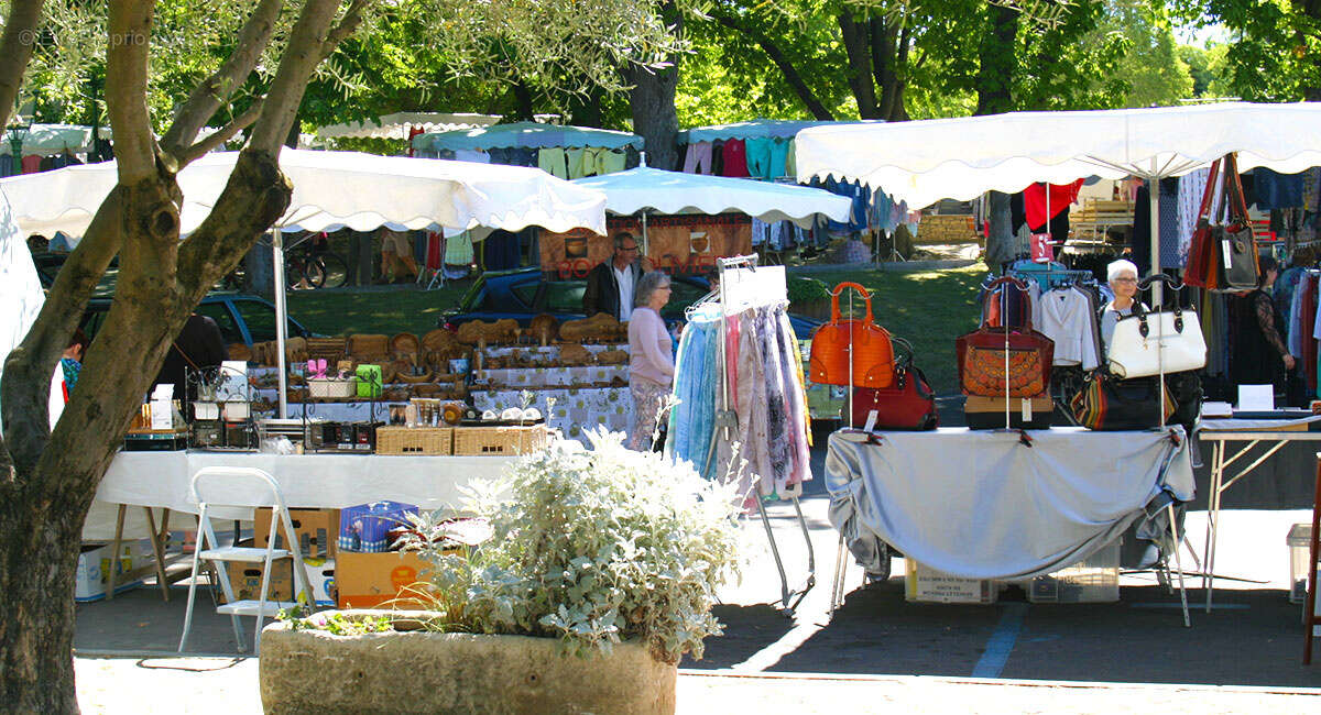 Appartement à MALLEMORT
