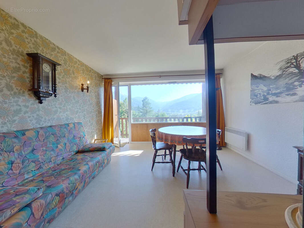 Appartement à SAINT-PONS