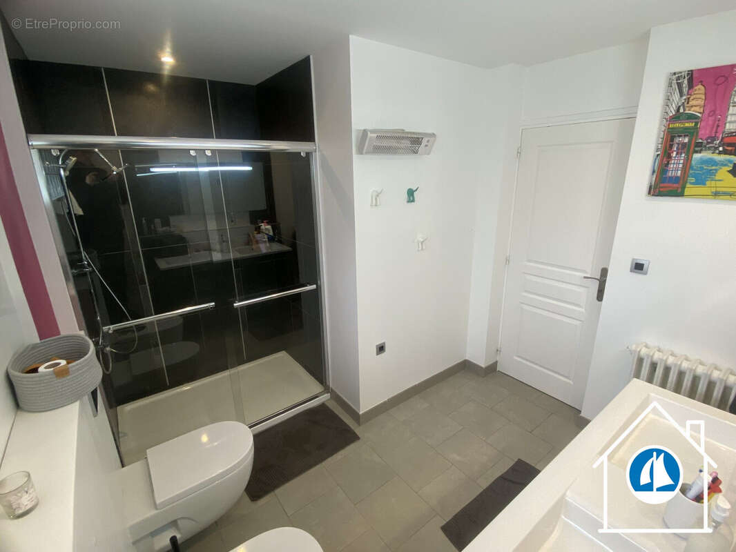 Maison 146 m² à Arromanches-Les-Bains  - photo 9