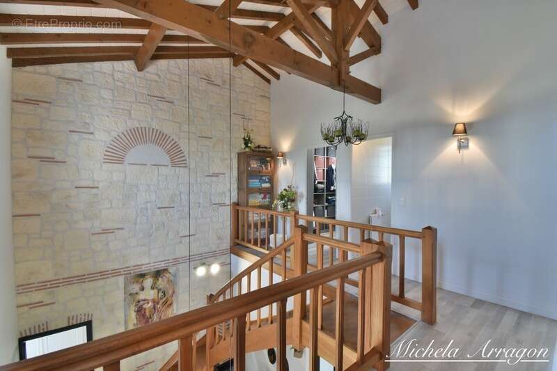 Maison familiale avec parc arboré de plus de 2 000 m² – Grange-sur-Lot - photo 22