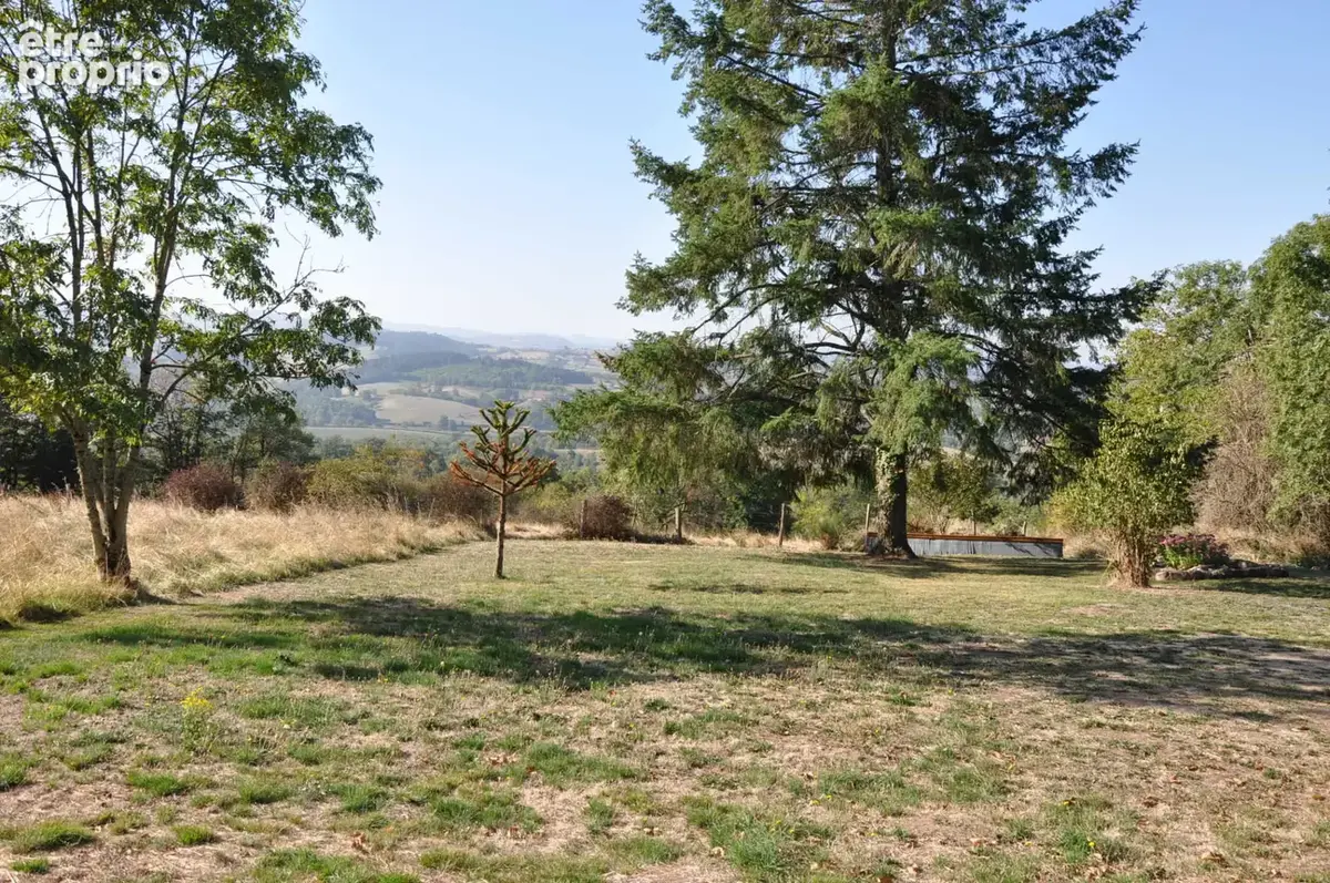 Charmante maison de campagne avec 2,5 hectares de prairie à Châtelus - photo 20