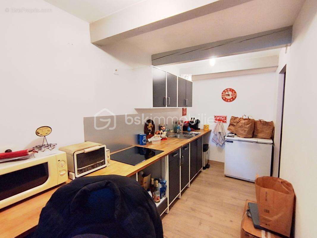 appartement et local commercial - photo 2