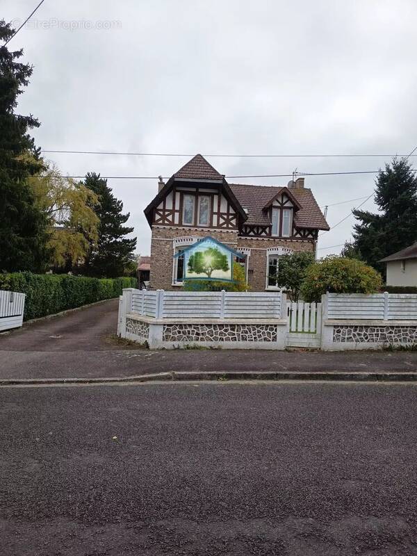 Maison à L&#039;AIGLE