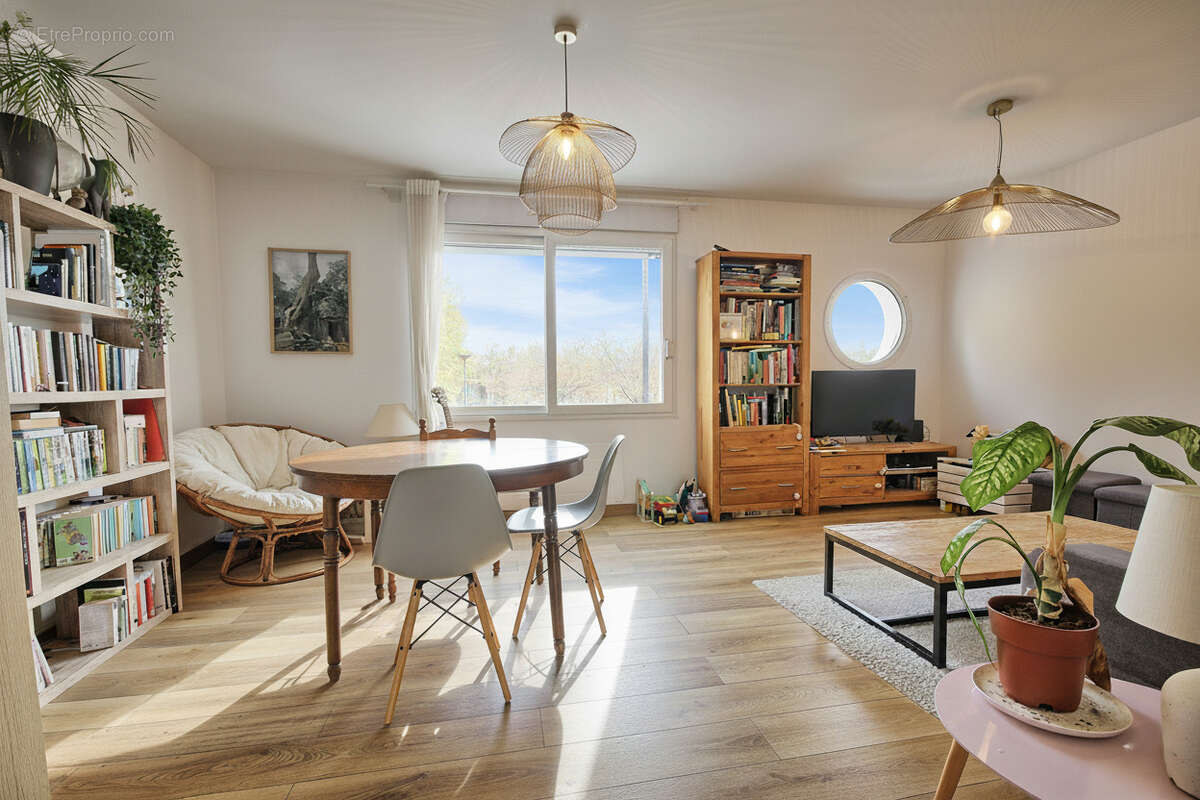 Appartement à BORDEAUX