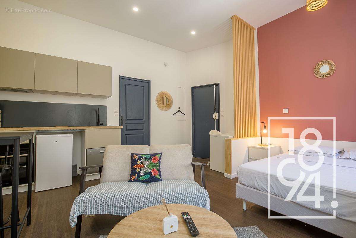 Appartement à MARSEILLE-5E