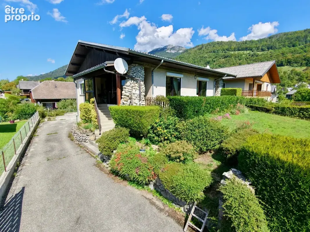 LE CHÂTELARD - Maison des années 70 avec belle vue - photo 17