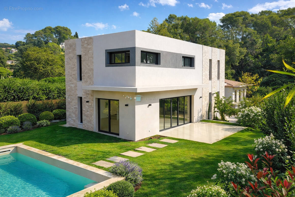 Maison à MOUGINS