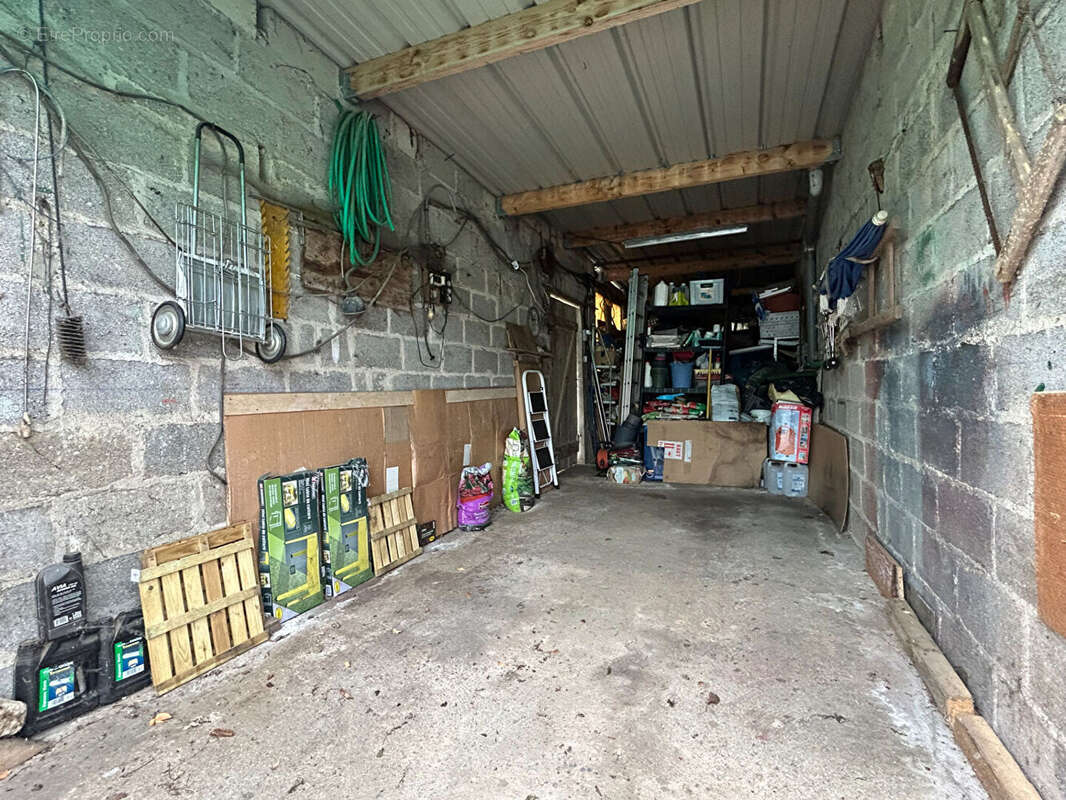 Maison à VERT-SAINT-DENIS