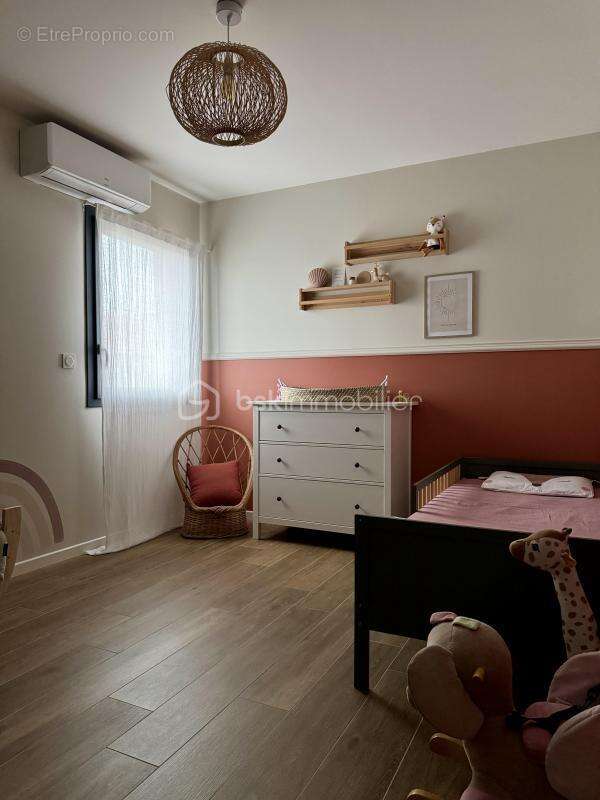 Maison à PONT-EVEQUE