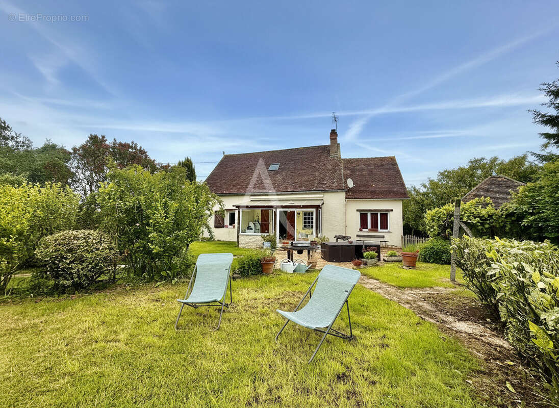 Maison à SAINT-MAIXME-HAUTERIVE