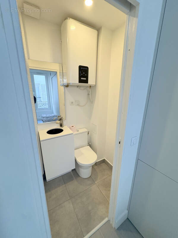 Appartement à PARIS-17E