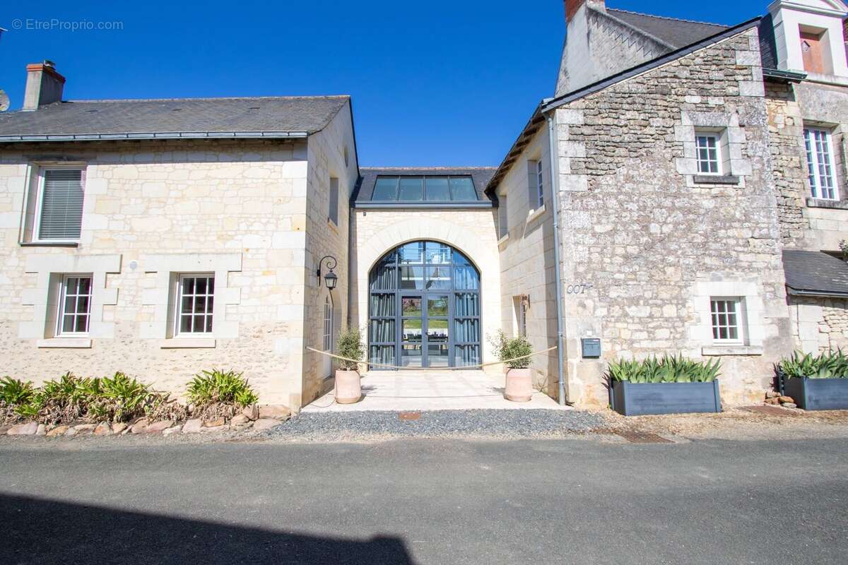 Maison à BRISSAC-QUINCE