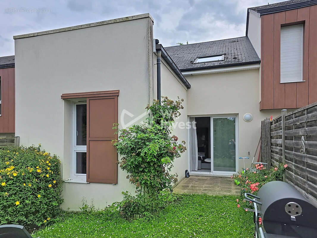 Maison à LA CHAPELLE-SAINT-AUBIN