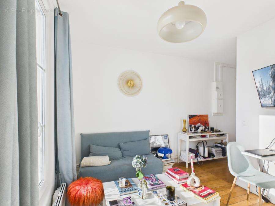 Appartement à PARIS-11E