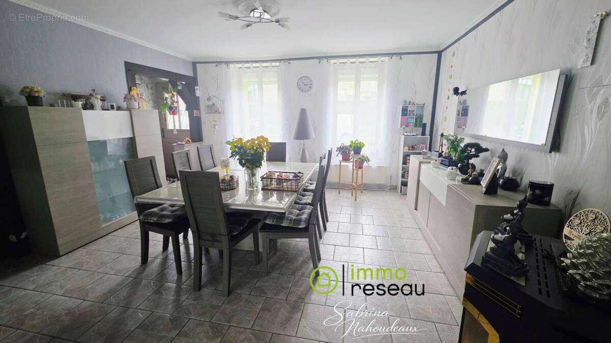 Maison 98 m² à Saint-Michel  - photo 5