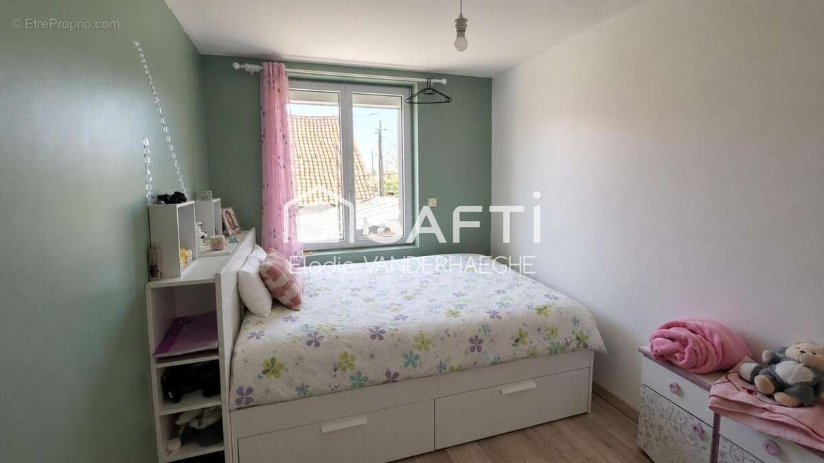 Maison 157 m² à Gouy-Servins  - photo 8