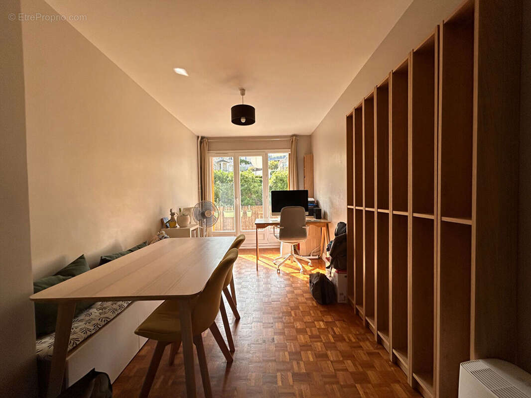 Appartement à CHAVILLE