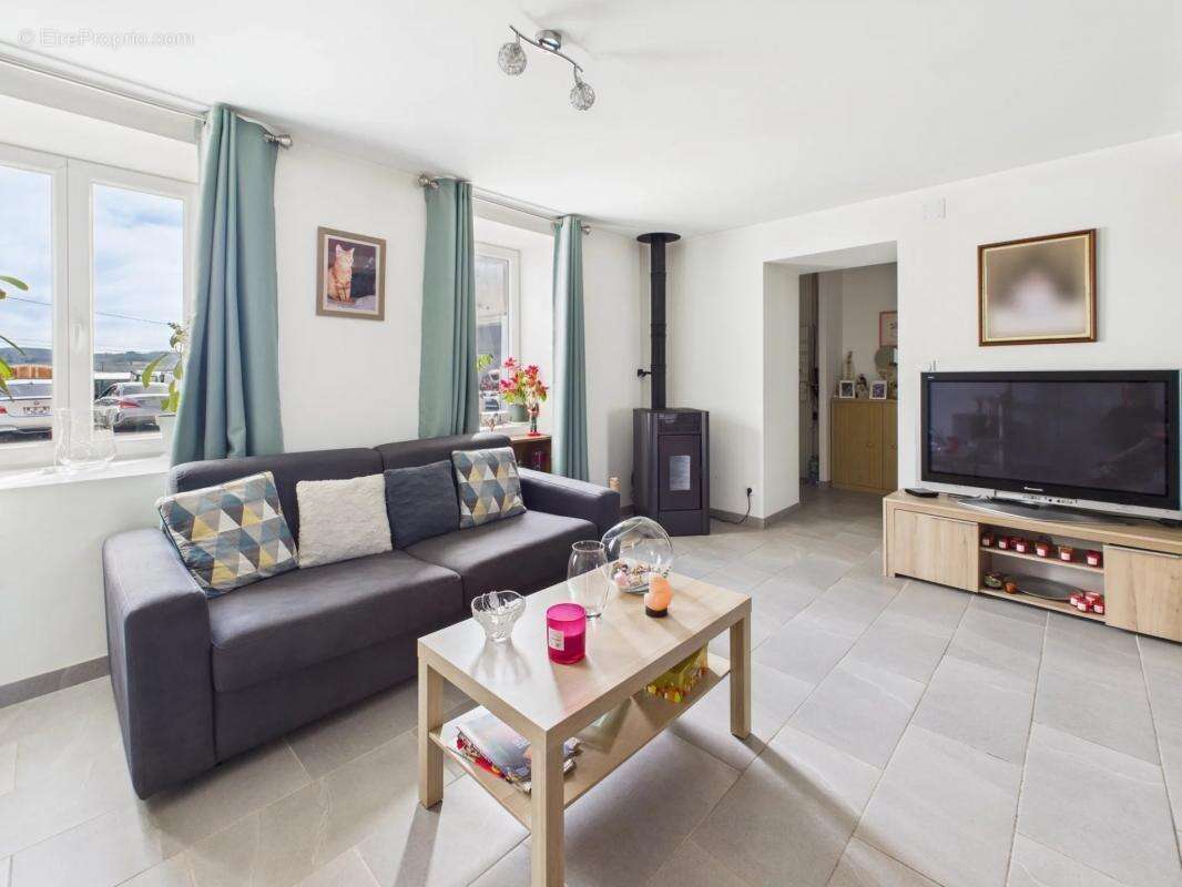 Maison à SAINT-GEORGES-D&#039;ESPERANCHE