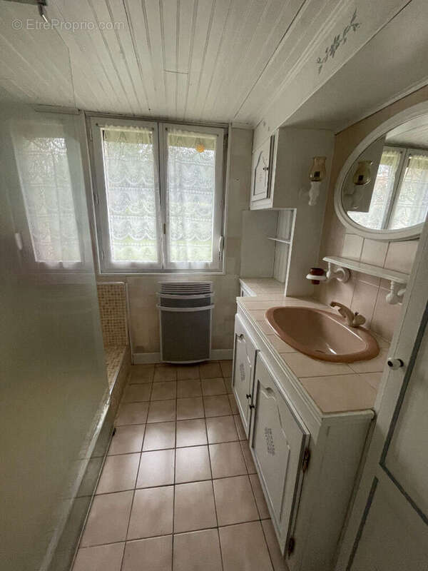 Maison à LA BERTHENOUX