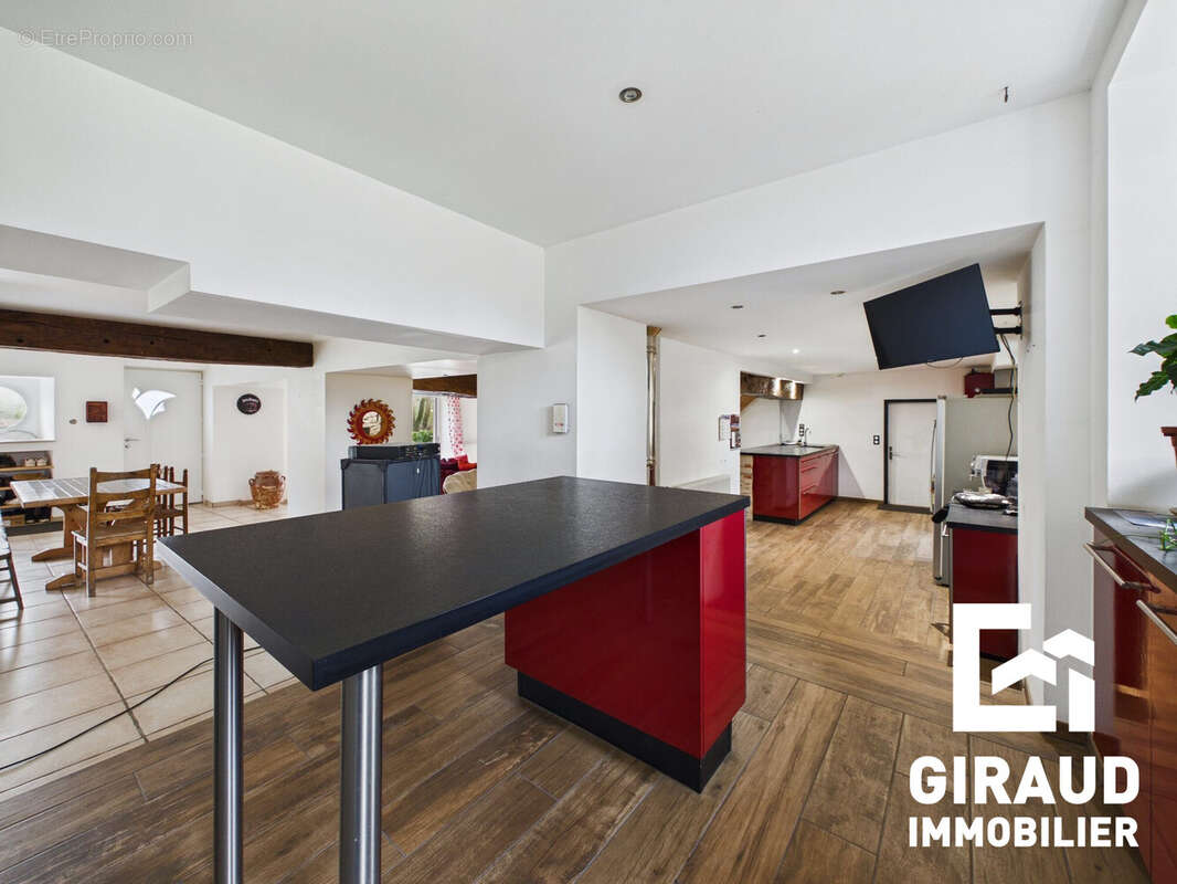 Maison à LA CHAPELLE-AUX-LYS