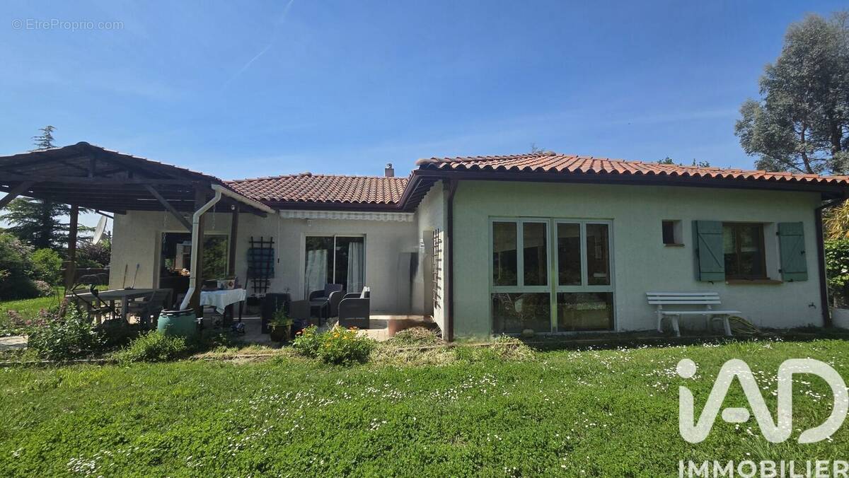 Photo 1 - Maison à CASTELNAU-RIVIERE-BASSE