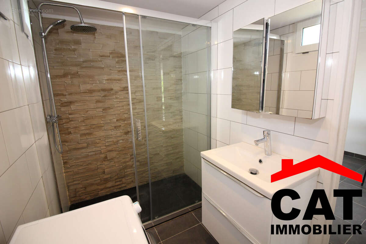 Maison à VERNOU-LA-CELLE-SUR-SEINE