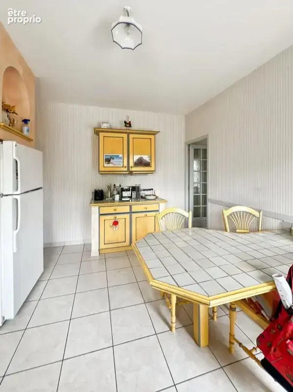Maison familiale avec piscine, espace indépendant et grand jardin verdoyant - photo 17