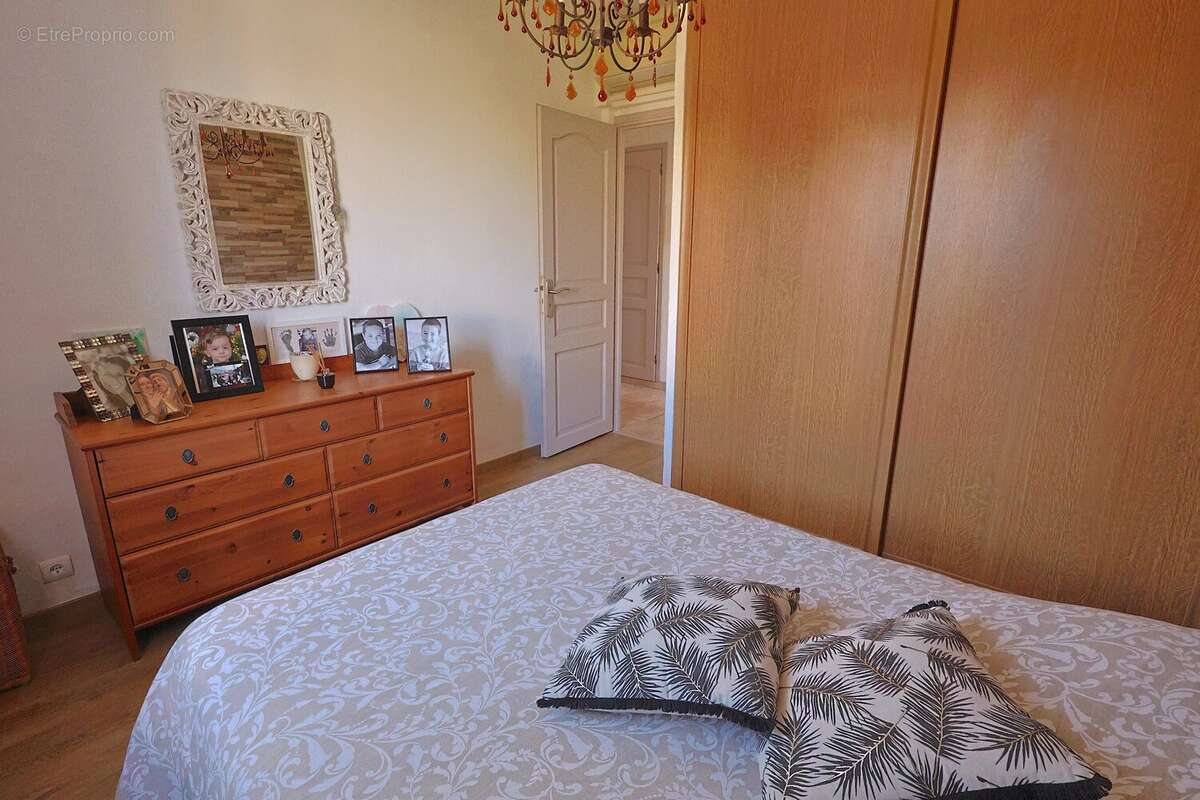 Appartement à VILLENEUVE-LOUBET