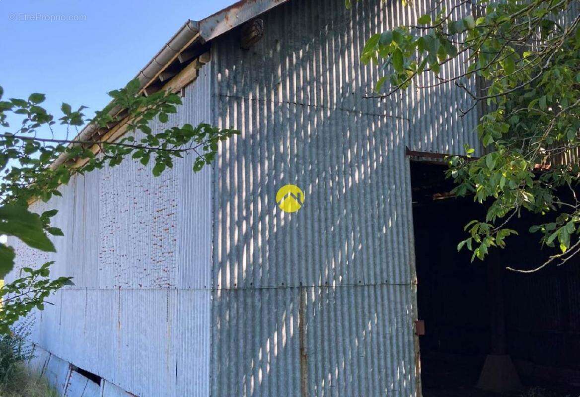 Maison à LES AIX-D&#039;ANGILLON