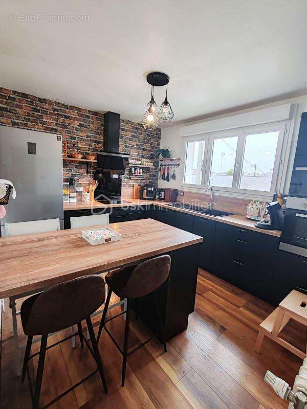 Maison à BONCHAMP-LES-LAVAL