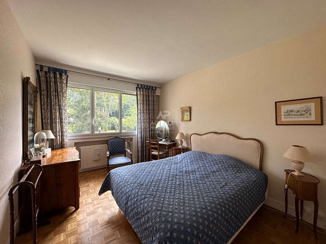 Appartement à MAISONS-LAFFITTE