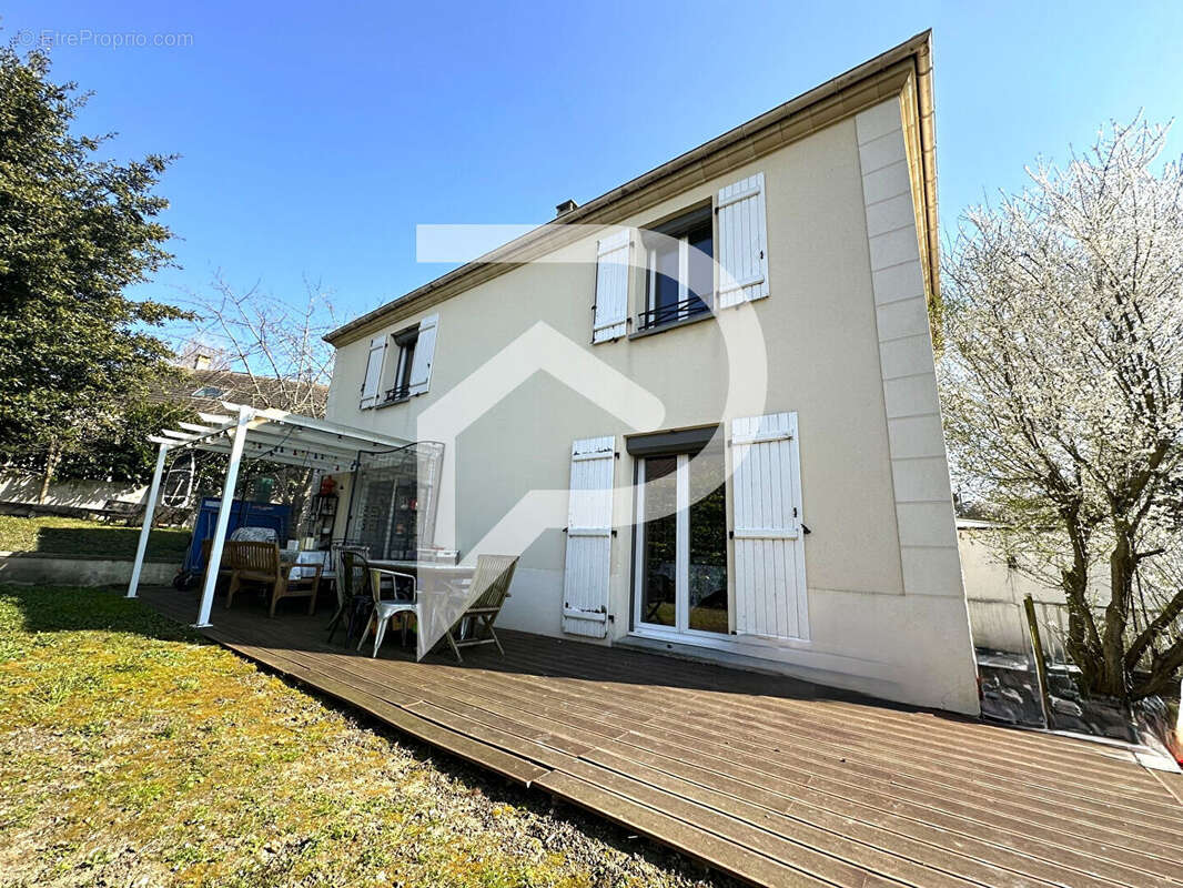 Maison à MONTMORENCY