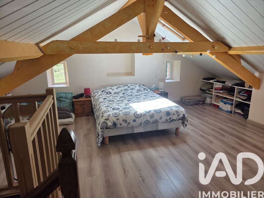 Maison 80 m² à Croze  - photo 6