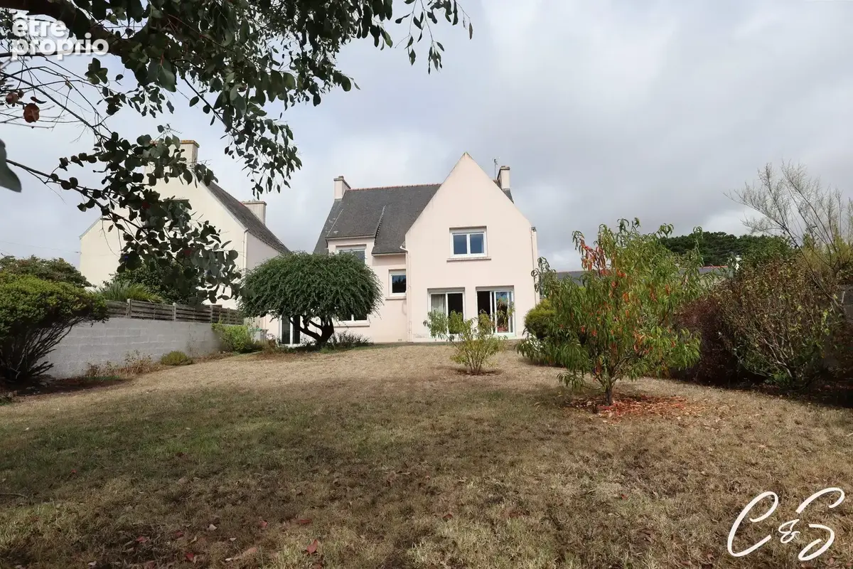 Maison à TREFFIAGAT