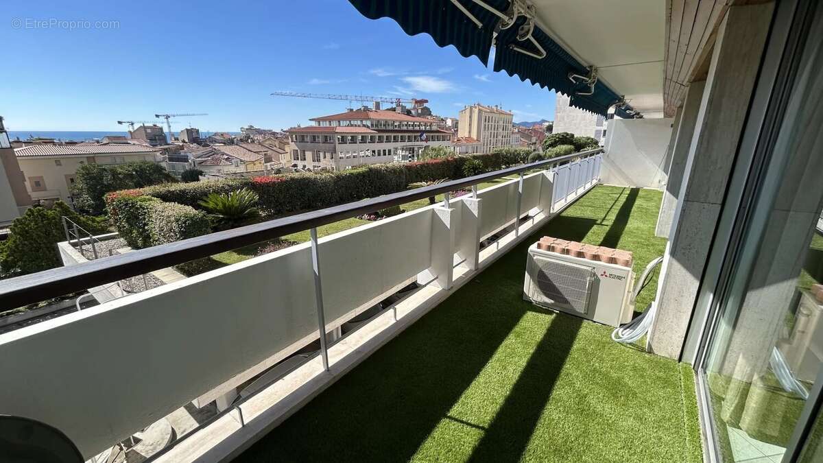 Appartement à CANNES