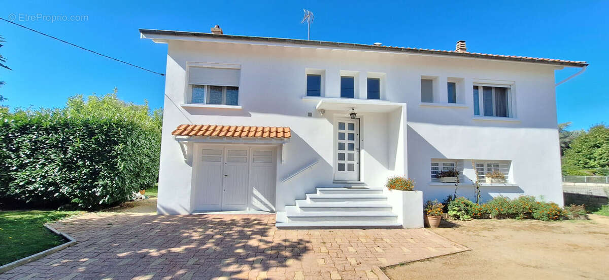 Maison à BOURG-EN-BRESSE