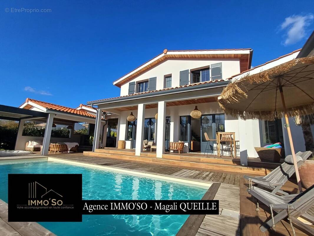 Maison à CAMBLANES-ET-MEYNAC