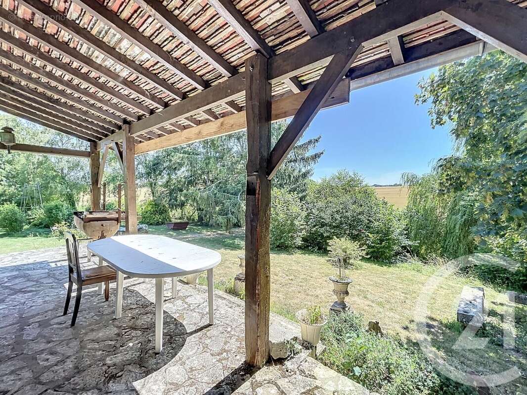 Maison à SAINT-VALERIEN