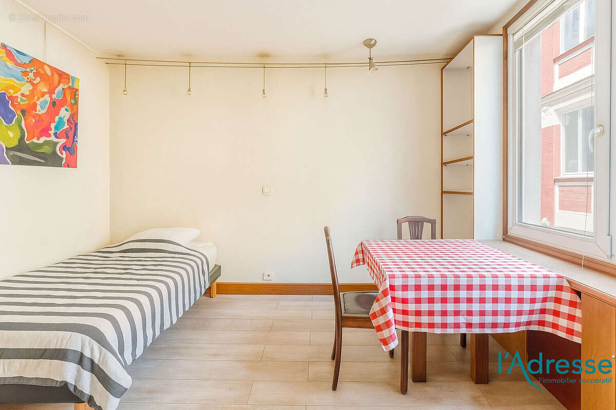 Appartement à PARIS-11E