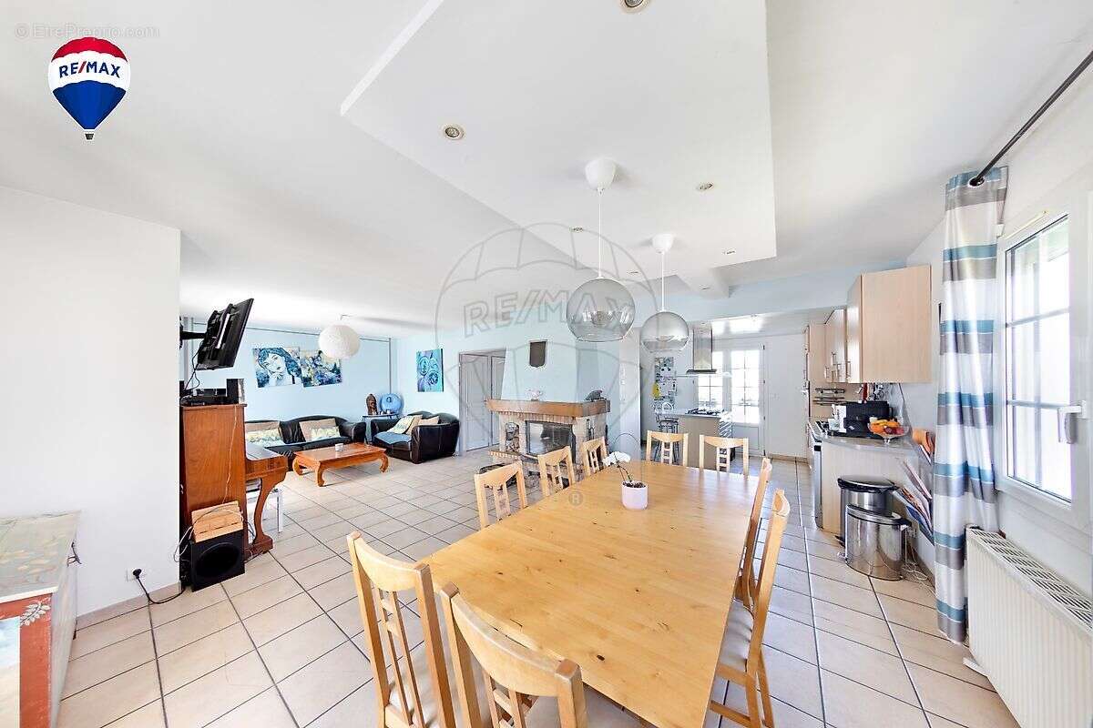 Maison à REININGUE