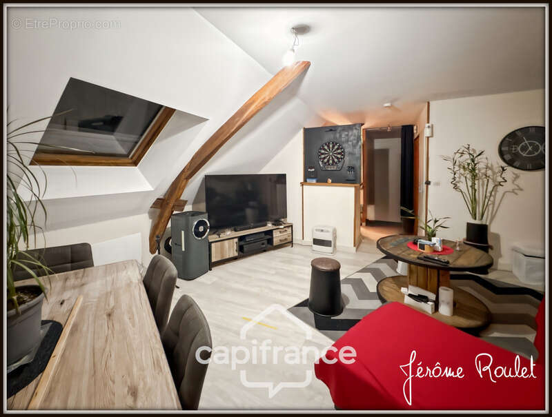 Appartement à NEUVILLE-DE-POITOU