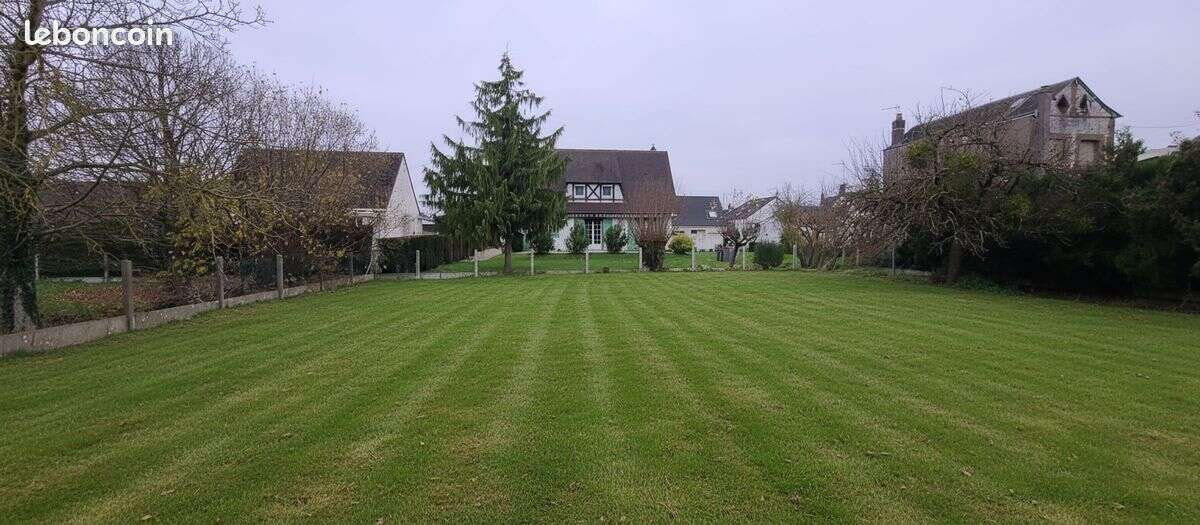 Photo 2 - Terrain à ISNEAUVILLE