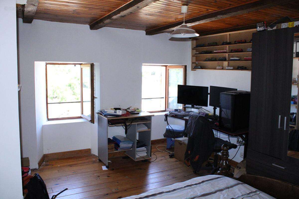 Maison à LE BLEYMARD